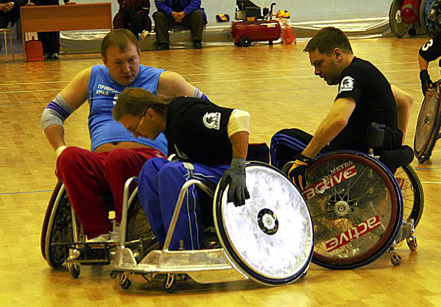 первый чемпионат России по регби на колясках 